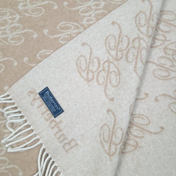 Burberry's 1990s 100% Cashmere Scarf Authentic Unisex Monogram - Picture 4 of 4